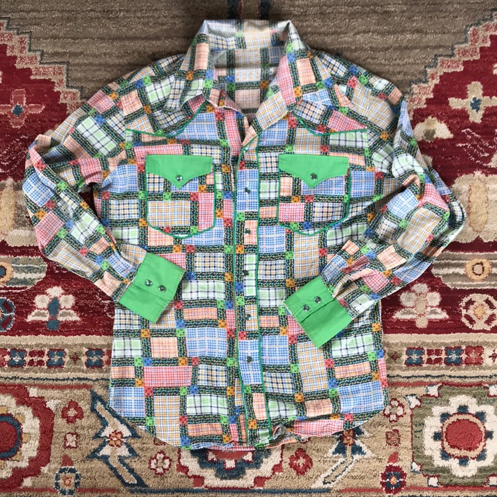 Men’s vintage pearl snap button down